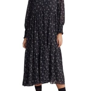 Madewell Georgette v-neck tiered midi dress in enchanted floral, good condition